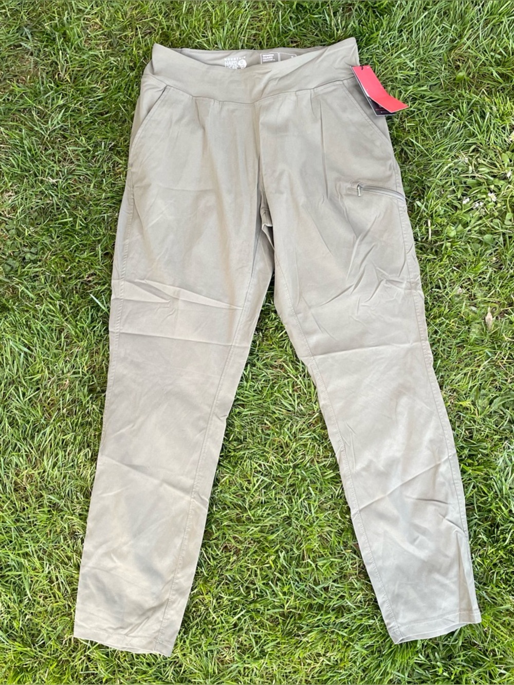 NWT mountain hardwear pants